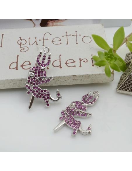 Ciondolo diavoletto in ottone con zirconi fucsia 23x13mm 1pz Gioie d'Oriente