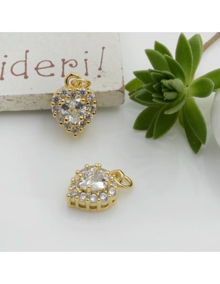 Ciondolo cuore in ottone oro con strass vari colori 13x9mm 1pz Gioie d'Oriente