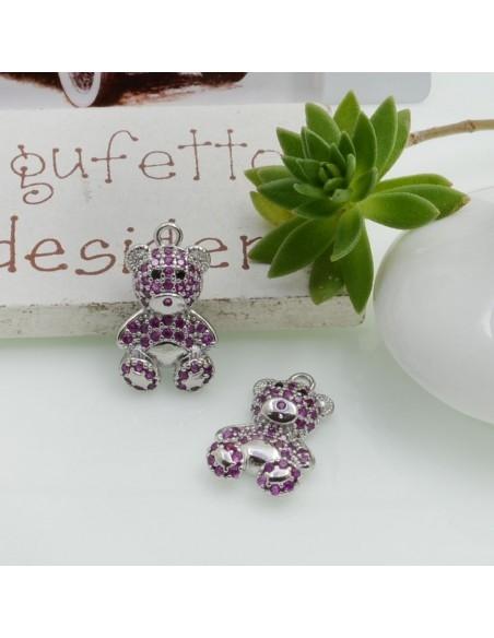 Ciondolo orsetto in ottone con strass colorati 17x11mm 1pz Gioie d'Oriente