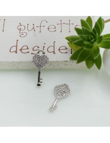 Ciondolo chiave cuore in ottone con zirconi 16x7mm argento 1pz Gioie d'Oriente