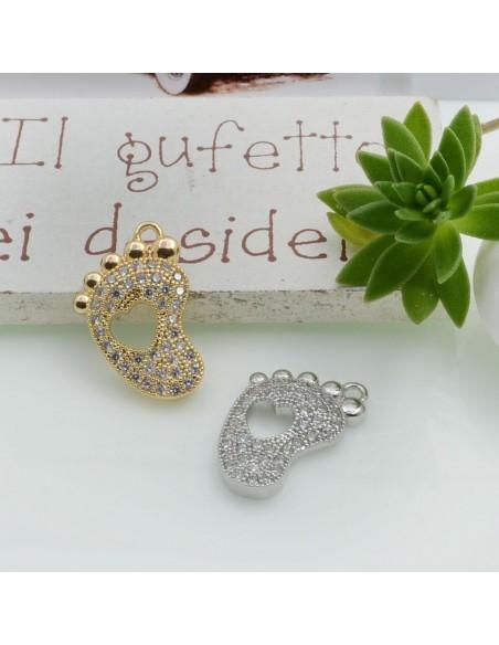 Ciondolo piedino in ottone con zirconi 18x12mm 1pz Gioie d'Oriente