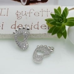 Ciondolo piedino in ottone con zirconi 18x12mm 1pz Gioie d'Oriente 2