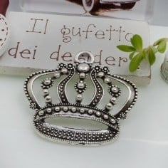 Ciondolo corona grande in metallo argento antico 41x43 mm 1pz Gioie d'Oriente