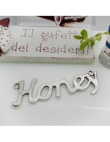 Ciondolo connettore scritta honey 57 x 19 mm 4 pz in metallo argento rodio
