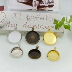 Ciondoli per cabochon tondi in ottone 10-12mm colori vari 2pz Gioie d'Oriente