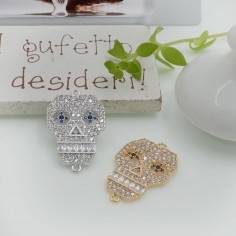 Connettore teschio in ottone con zirconi bianchi 15x24mm 1pz Gioie d'Oriente