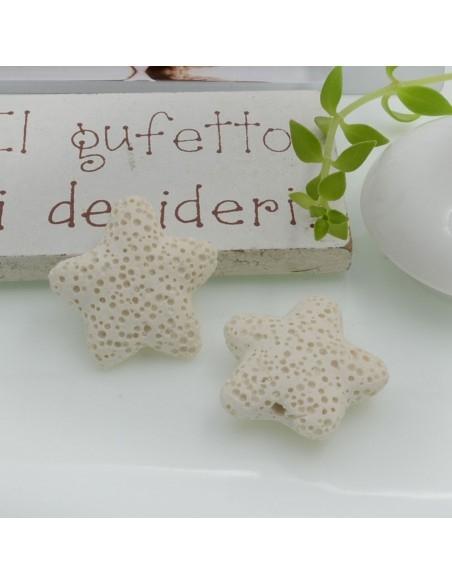 Perline in pietra lavica a stella Bianco 20mm 2pz - Gioie d'Oriente