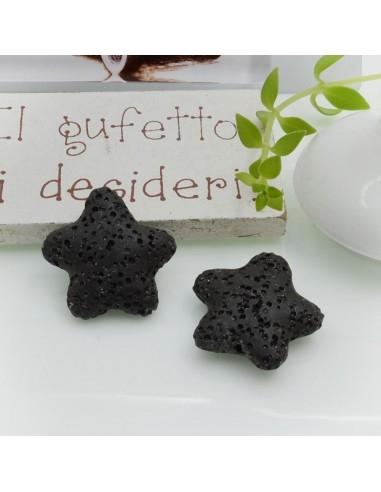 Perline in pietra lavica a stella Nero 20mm 2pz - Gioie d'Oriente