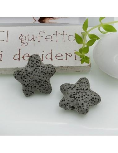 Perline in pietra lavica a stella Grigio 20mm 2pz - Gioie d'Oriente