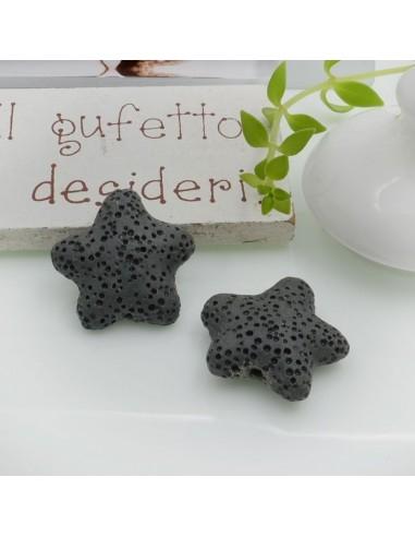 Perline in pietra lavica a stella Grigio scuro 20mm 2pz - Gioie d'Oriente