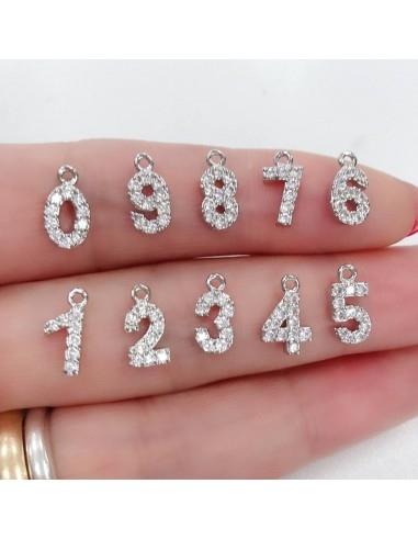 Ciondolo numero 0-9 in ottone rodio con strass 8mm 1pz Gioie d'Oriente