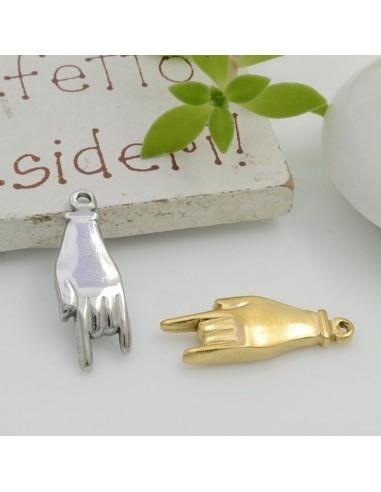 Ciondolo a forma di Mano a Corna in Acciaio inossidabile 20x7mm 1pz | GDO