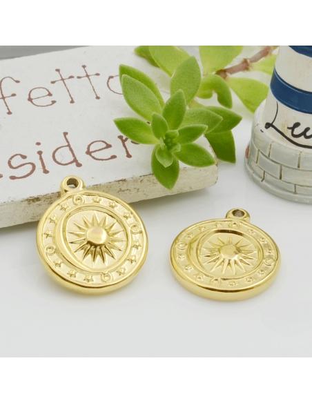 Ciondolo medaglia sole e stelle in acciaio inossidabile oro 18x16mm Gioie d'Oriente
