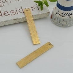 Ciondoli rettangolari in ottone da incidere 5 x 30 mm 3pz Gioie d'Oriente