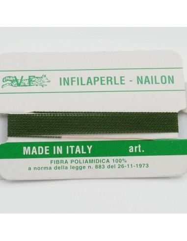 Filo nylon infilaperle di colore verde scuro con ago di diverse misure - GDO