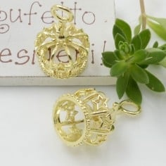 Ciondolo corona stelle in ottone oro 26x16 mm 1pz Gioie d'Oriente