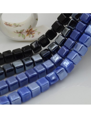 Perle in ceramica a forma di cubo luminosa e smaltata 6mm 50pz