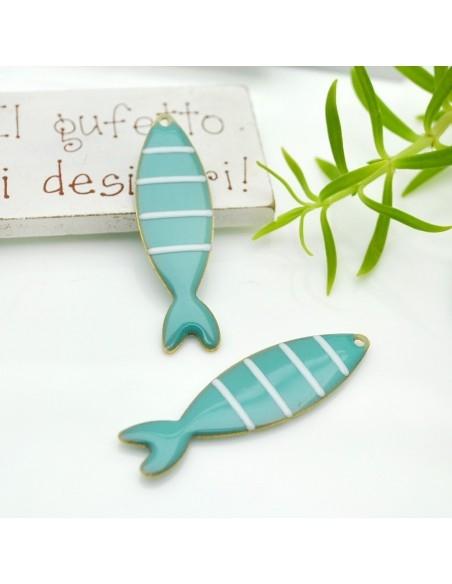 Ciondolo smaltato a righe a forma pesce acquamarina 12.5x46mm 1pz|GDO