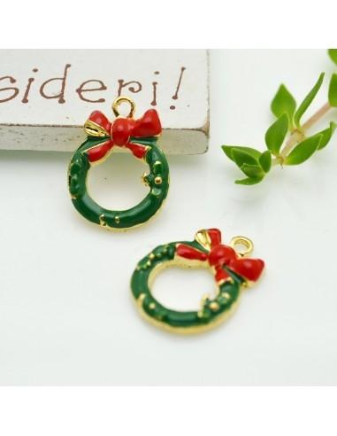 Ciondolo ghirlanda di Natale in ottone smaltato 14x18mm 1pz Gioie d'Oriente