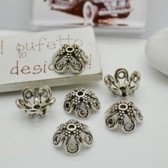 Copriperle fiore traforato in metallo rodio 16mm 6pz Gioie d'Oriente
