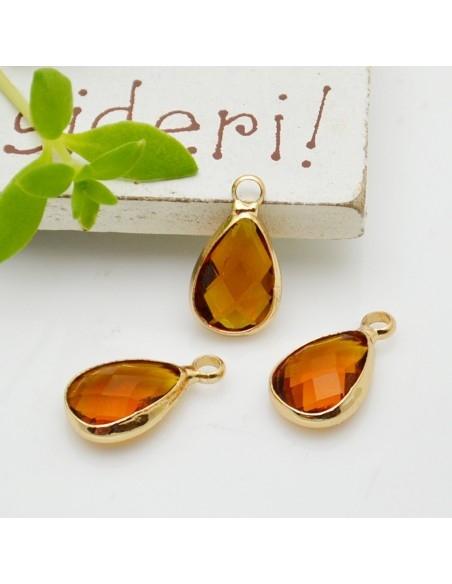 Charm di Cristalli a Forma di Gocce con Base Oro 7.5x14mm 1pz | GDO