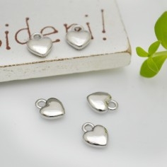 Ciondolo cuore liscio poco bombato 6x7mm 2pz varia colore Gioie d'Oriente 2