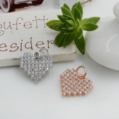 Ciondolo cuore pixel in ottone con strass zirconi 14.5mm 1pz Gioie d'Oriente