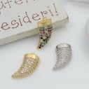Ciondolo corno portafortuna in ottone con zirconi 9x16 mm 1pz colori vari Gioie d'Oriente