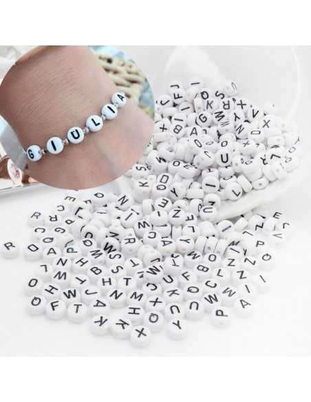 Perline lettere varie scritta nera plastica bianca 7mm 12pz Bigiotteria GDO | Gioie d'Oriente