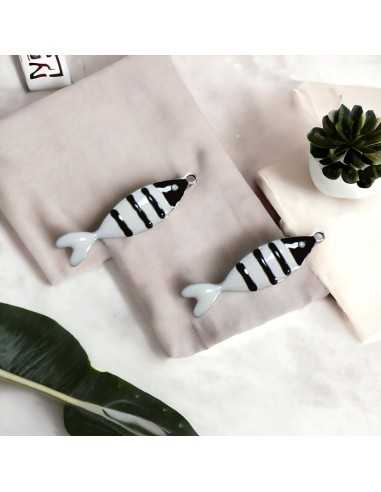 Ciondolo pesce a righe in acciaio 6.5x24 mm vari colori 1pz|GDO