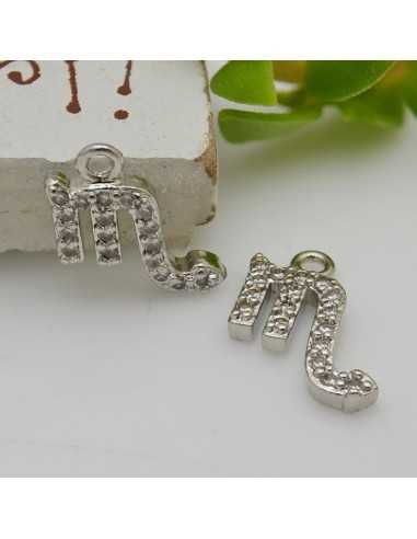 Ciondolo zodiaco scorpione in ottone argento con strass 8mm 1pz Gioie d'Oriente