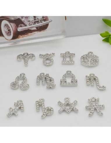 Ciondolo zodiaco in ottone colore argento con strass 8mm 1pz | GDO