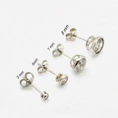 Orecchini Punto Luce Tondi in Argento 925 con Zircone trasparente 2