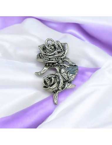 Ciondolo rose in lega di metallo argento antico 49x28 mm 1pz Gioie d'Oriente
