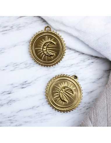 Ciondolo medaglia con luna centrale in acciaio inox variante oro 18x20 mm Gioie d'Oriente