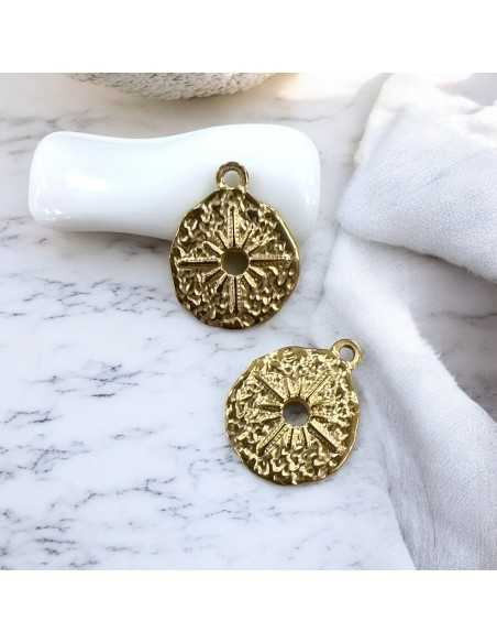 Ciondolo medaglia martellata con foro centrale in acciaio inox variante oro 18x23 mm Gioie d'Oriente