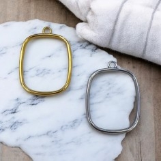 Ciondolo rettangolare vuoto in acciaio inox 23x30 mm 1pz Gioie d'Oriente