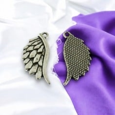Ciondoli ali piccole in lega di metallo argento 31 x 14 mm 2pz Gioie d'Oriente