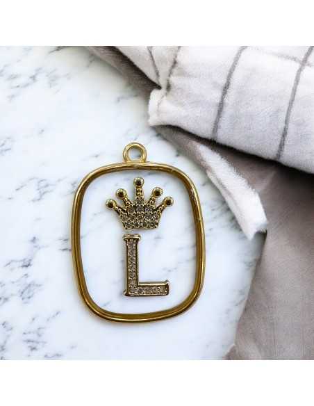 Piastra in resina con lettera L e corona con strass 22x30mm 1pz Gioie d'Oriente
