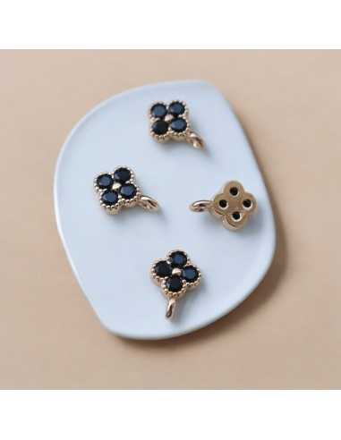 Mini charm fiore in ottone con zirconi neri 7x10mm 1pz Gioie d'Oriente