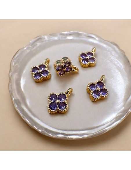 Mini charm fiore in ottone con zirconi ametista 7x10mm 1pz Gioie d'Oriente