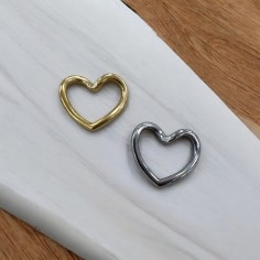 Connettore cuore attorcigliato in acciaio inox 17x20 mm 1pz Gioie d'Oriente