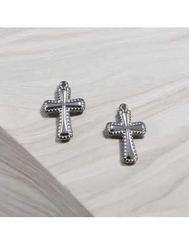 Ciondolo croce puntinata in acciaio inossidabile variante rodio 12x18 mm Gioie d'Oriente