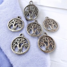 Ciondolo rotondo albero della vita in metallo argento 16x19 mm 8pz Gioie d'Oriente