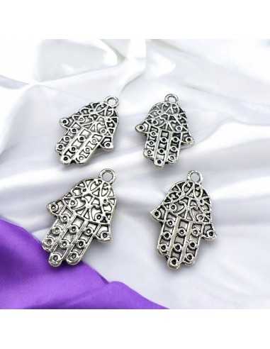 Ciondolo charm Mano di Fatima traforato 17x25mm finitura argento 5pz | GDO