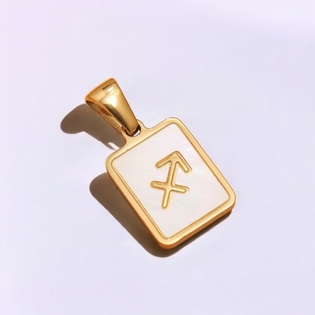 Ciondolo segno zodiacale Sagittario in acciaio dorato e madreperla 11x21 mm 1pz Gioie d'Oriente