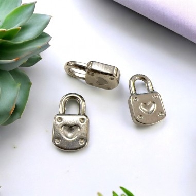 Ciondolo lucchetto cuore in acciaio inox 11.5x18 mm 1pz Gioie d'Oriente