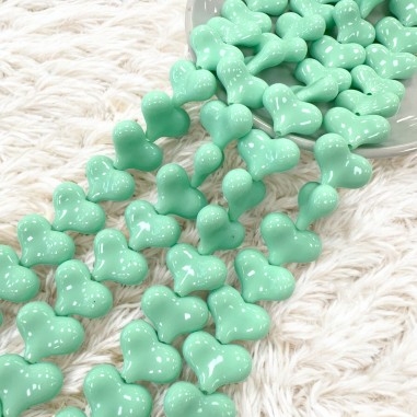 Perle cuore resina lucide, verde pastello, 16x21.5mm, disponibili 2pz o filo da 26, marchio Gioie d'Oriente