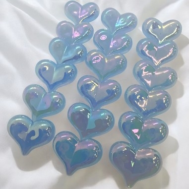 Perle cuore in resina azzurro perlato, misura 17.5x23mm, 2 o 24 pezzi, marchio Gioie d'Oriente