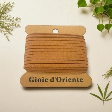 Filo in alcantara, marrone chiaro, 3mm, lunghezza 5mt, effetto scamosciato, marchio Gioie d'Oriente